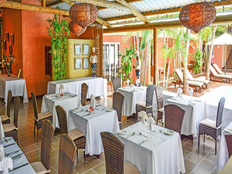 La Margarita Hotel Pointe aux Piments Exterior photo