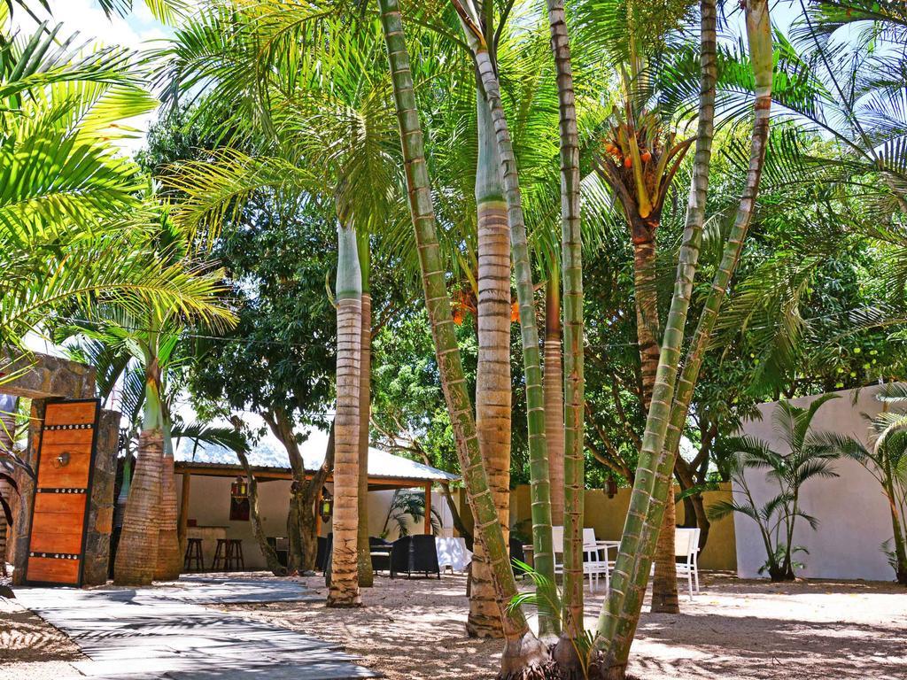 La Margarita Hotel Pointe aux Piments Exterior photo