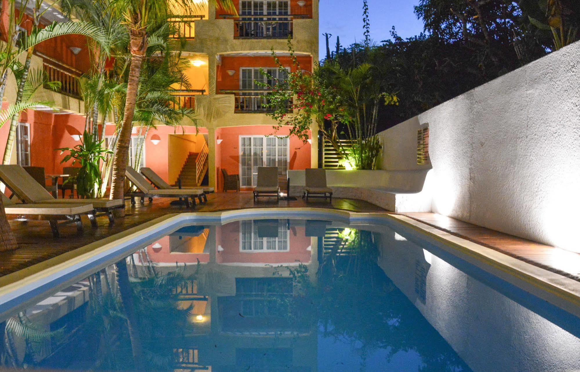 La Margarita Hotel Pointe aux Piments Exterior photo